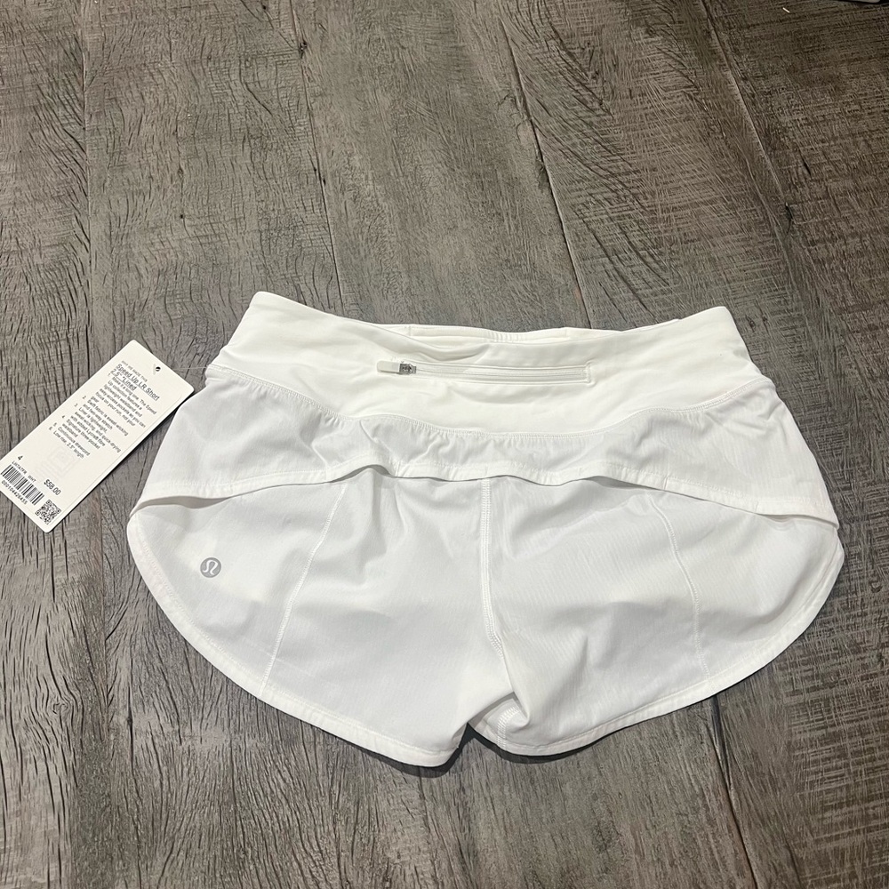 Lululemon short size 4 white
